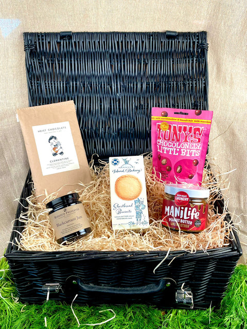 sweet tooth hamper